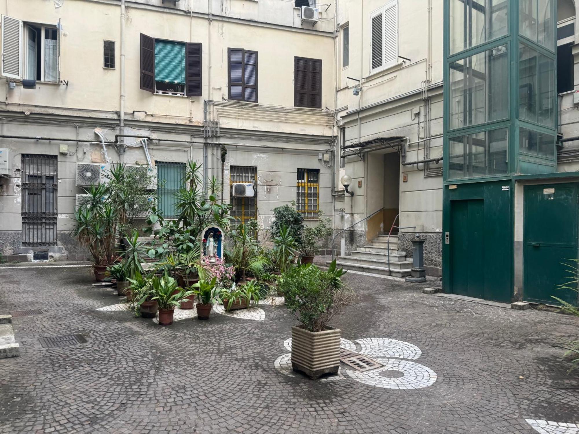 Apartment So Neapel